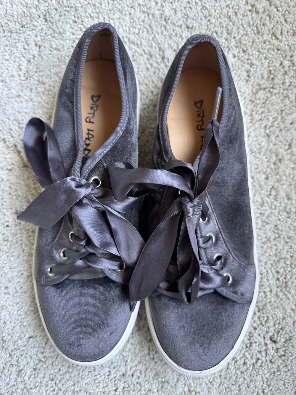 Dirty Laundry Charcoal Grey Velvet Ribbon Lace Sneakers Womens 9.5 / 40.5